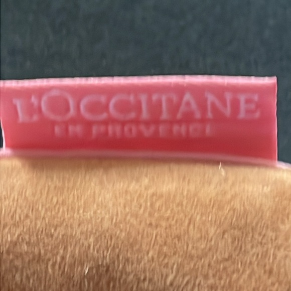 L'occitane Cosmetic Bag with Bottle of Vanilla Bean Noel body lotion (3 fl oz) - Picture 3 of 5